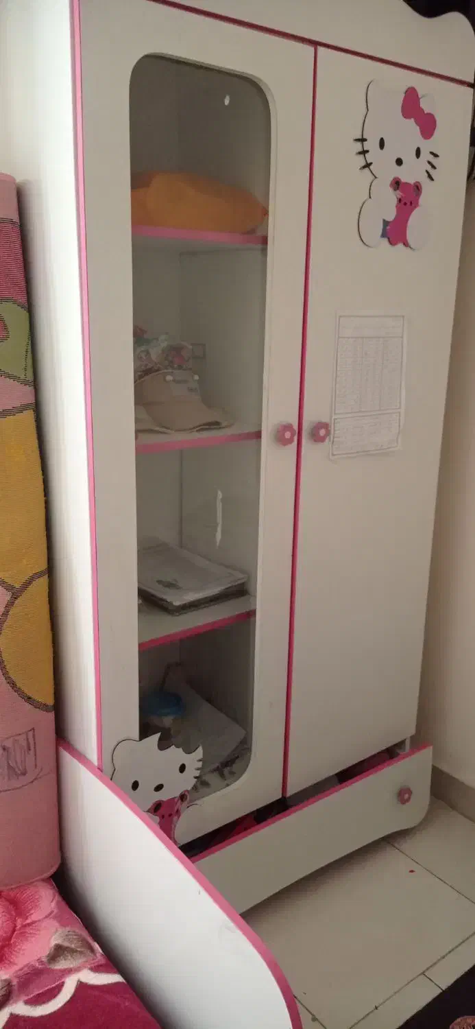 تخت و کمد کودک|تخت و سرویس خواب|هشتگرد, شهرک فرهنگیان|دیوار