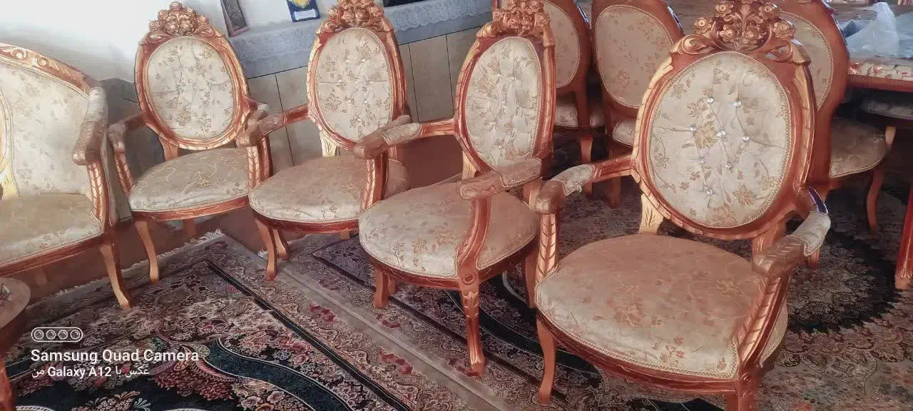 میز‌نهار‌خوری‌ومبل‌سلطنتی|مبلمان خانگی و میز عسلی|فرخ‌شهر, |دیوار