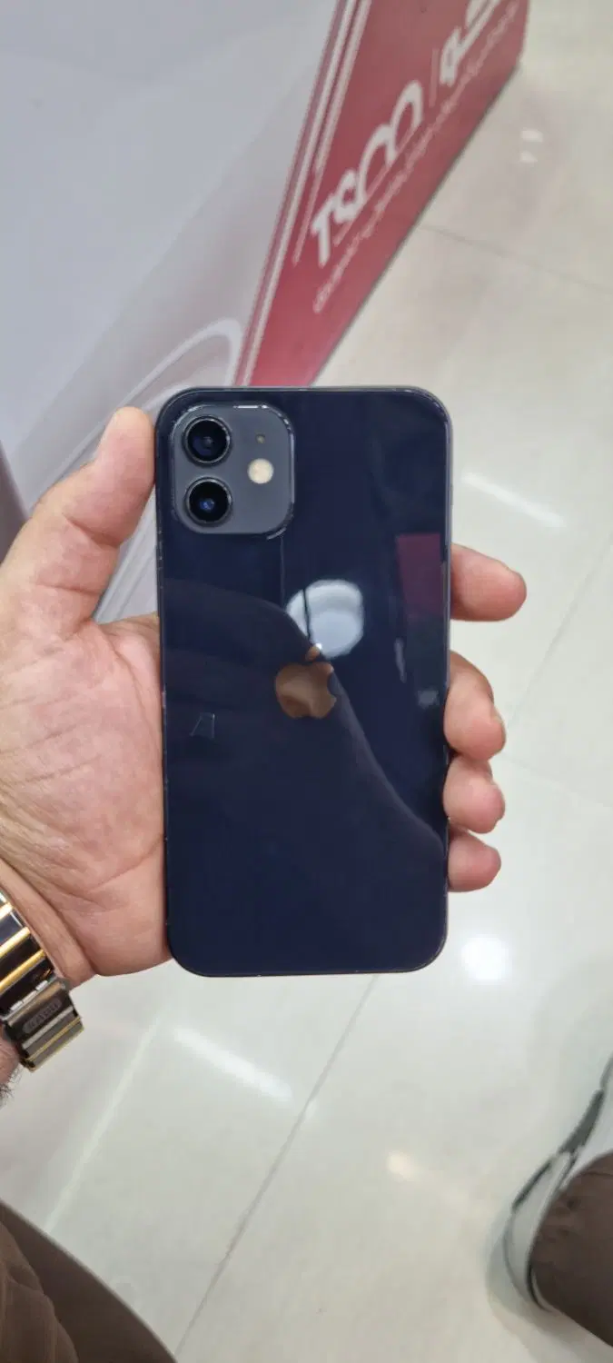 ipone 12 normal|موبایل|مشهد, استاد یوسفی (شهرک غرب)|دیوار