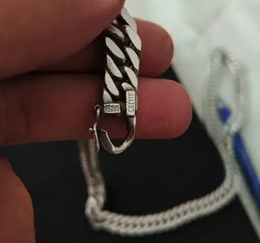 زنجیر کارتیر نقره هشت پر سنگین و کلکسیونی|جواهرات|رباط‌کریم, رباط‌کریم|دیوار