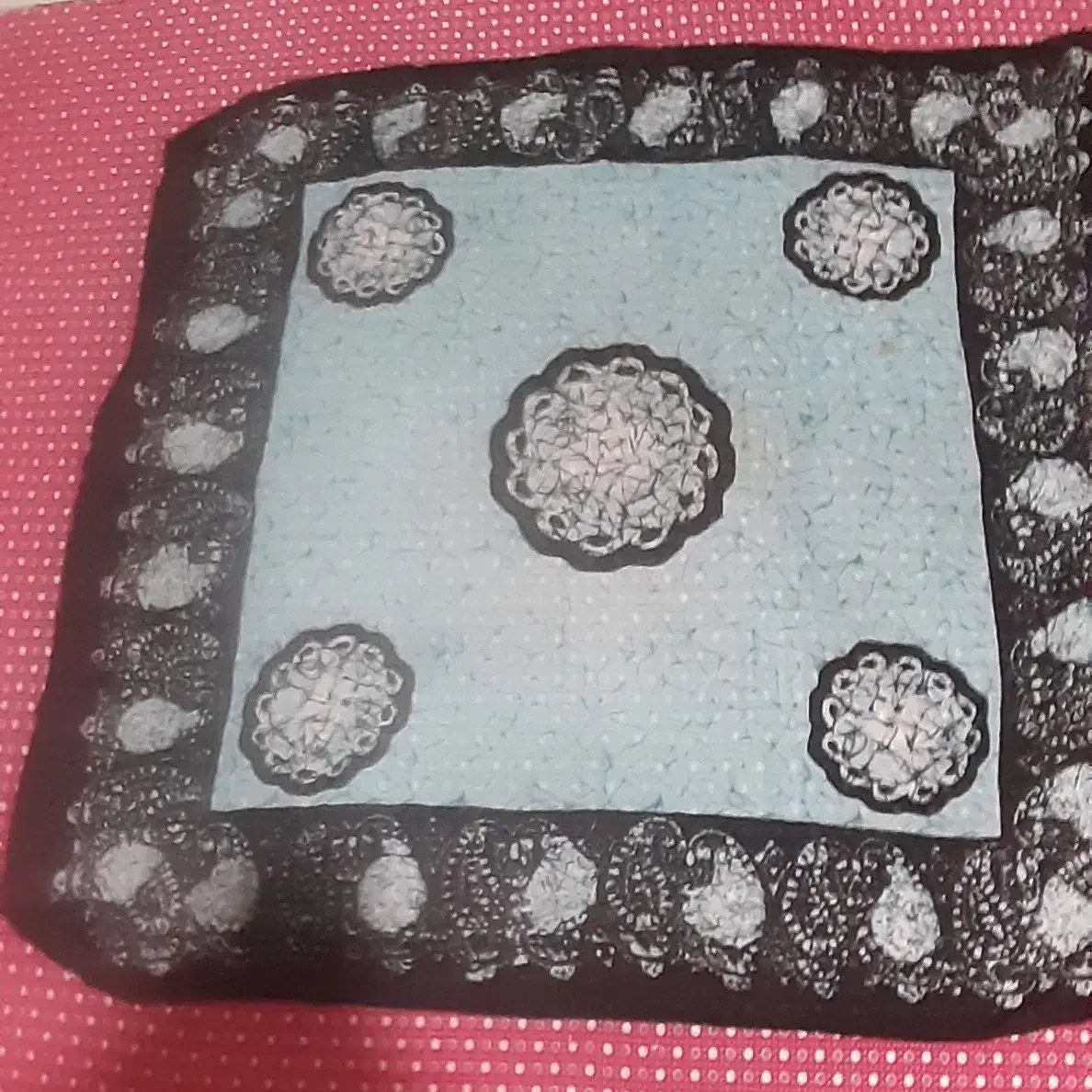 کل ایقی|لباس|اردبیل, |دیوار