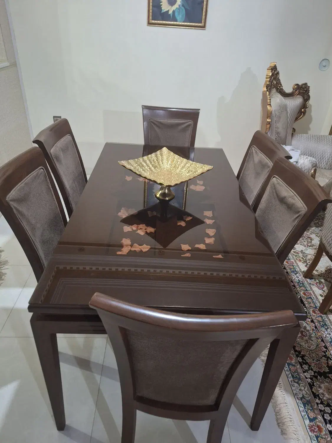 میز ناهار خوری|میز و صندلی غذاخوری|اندیشه, اندیشه فاز ۳|دیوار