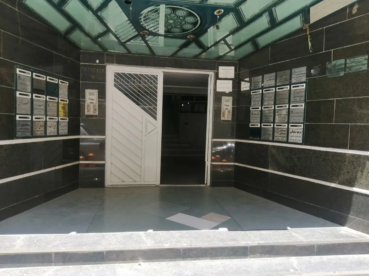 ۱۰۰ متر دفتراداری مخصوص وکلا|فروش دفتر کار، اتاق اداری، مطب|مشهد, جنت|دیوار