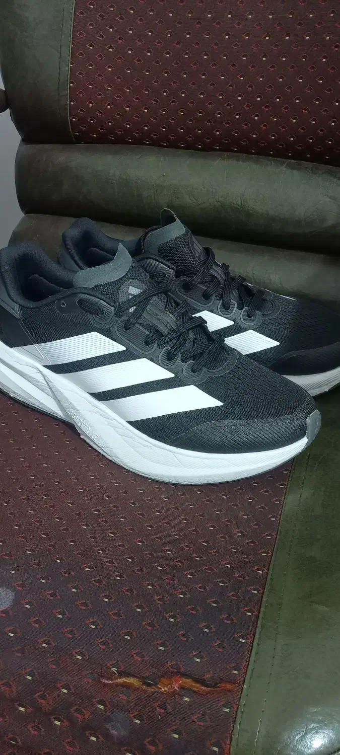 کتونی رانینگ اصلی سایز ۴۲|کیف، کفش، کمربند|همدان, |دیوار