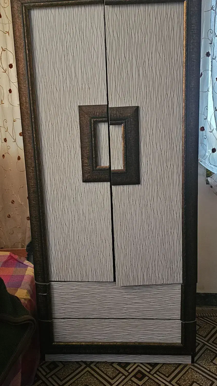 سرویس خواب و میز ارایشی|تخت و سرویس خواب|خورموج, |دیوار