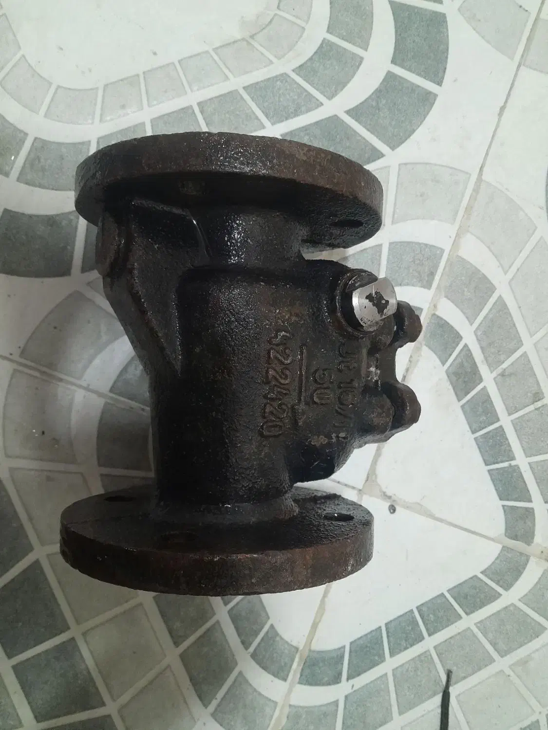 شیر یک طرفه قدیمی|لوازم سرویس بهداشتی|کرمانشاه, |دیوار