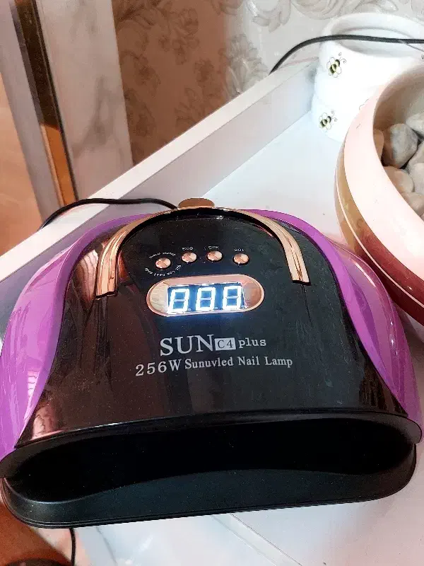 آمبره ناخن و دستگاه یووی|آرایشی، بهداشتی، درمانی|شاهینشهر, نظامی|دیوار