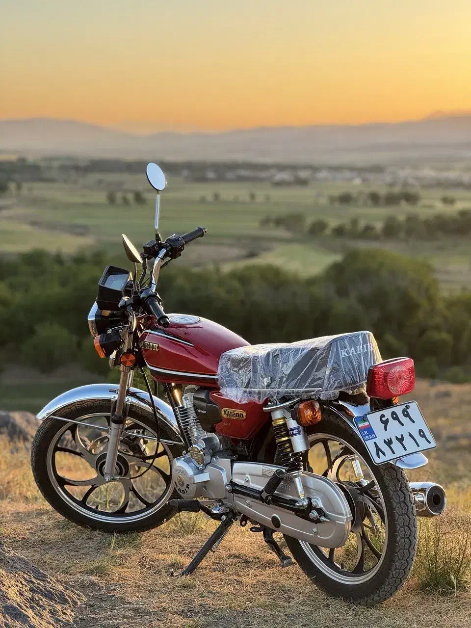 کبیر۲۰۰|موتورسیکلت|تویسرکان, |دیوار