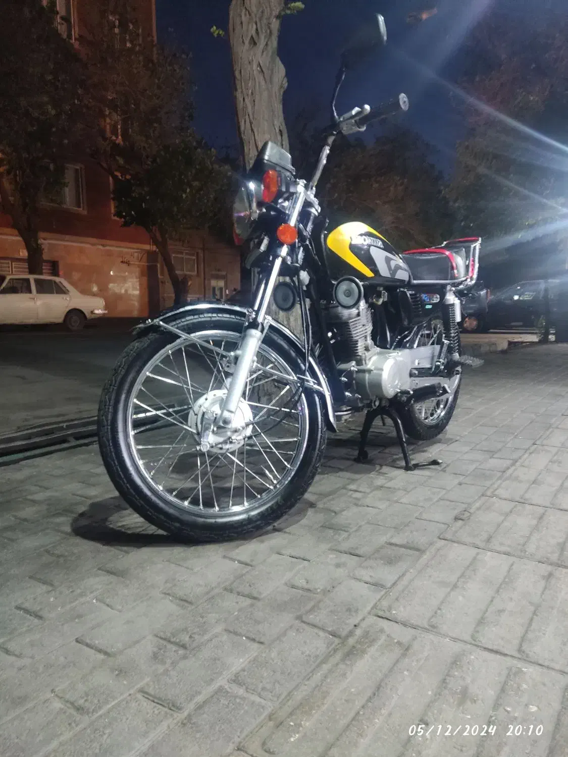 هوندا ۱۲۵ مدل ۹۲ در حد صفر|موتورسیکلت|تبریز, |دیوار