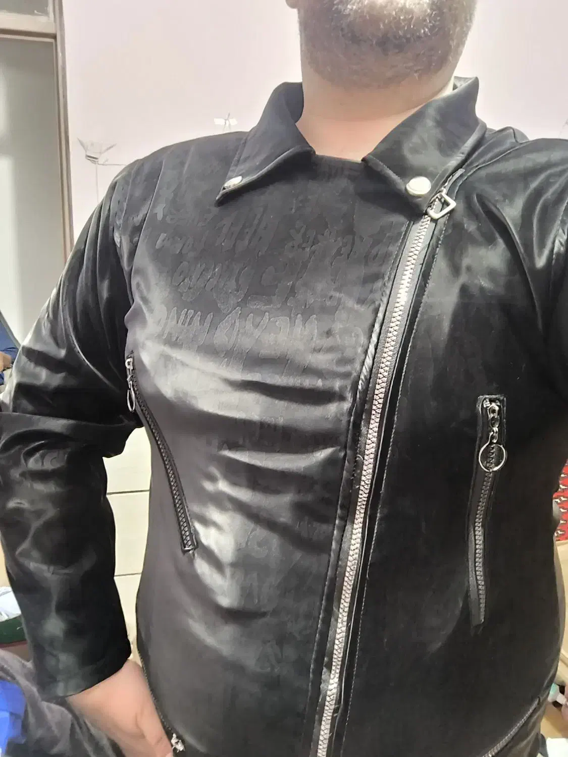 کاپشن چرم نقش دار داخل خز|لباس|شیراز, شیخ علی چوپان|دیوار