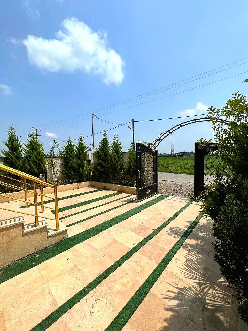 نیم پیلوت/شهرکی حفاظ نصب/کرکره برقی/فول دیزاین|فروش خانه و ویلا|محمودآباد, |دیوار