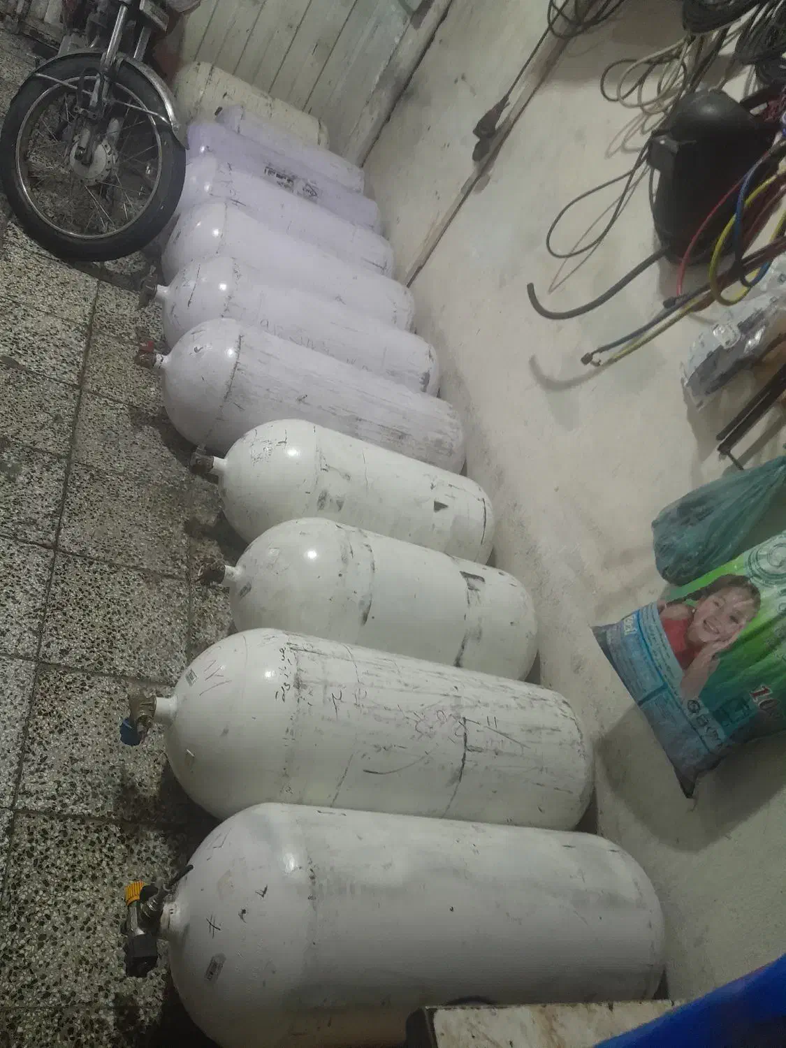 خریدوفروش کپسول یامخزن سی آن جی|قطعات یدکی و لوازم جانبی|گرگان, |دیوار