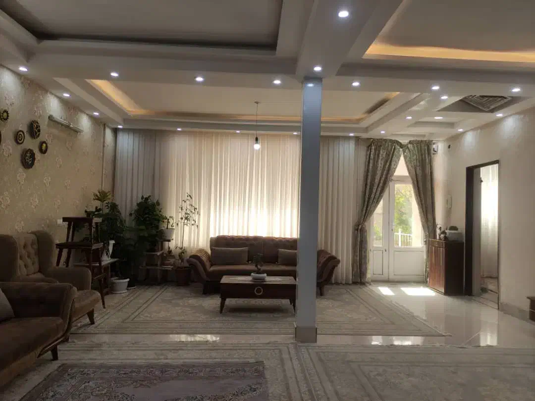 ویلایی ۳۰۰ متری شهرک ولی عصر|فروش خانه و ویلا|تربتحیدریه, شهرک ولیعصر|دیوار