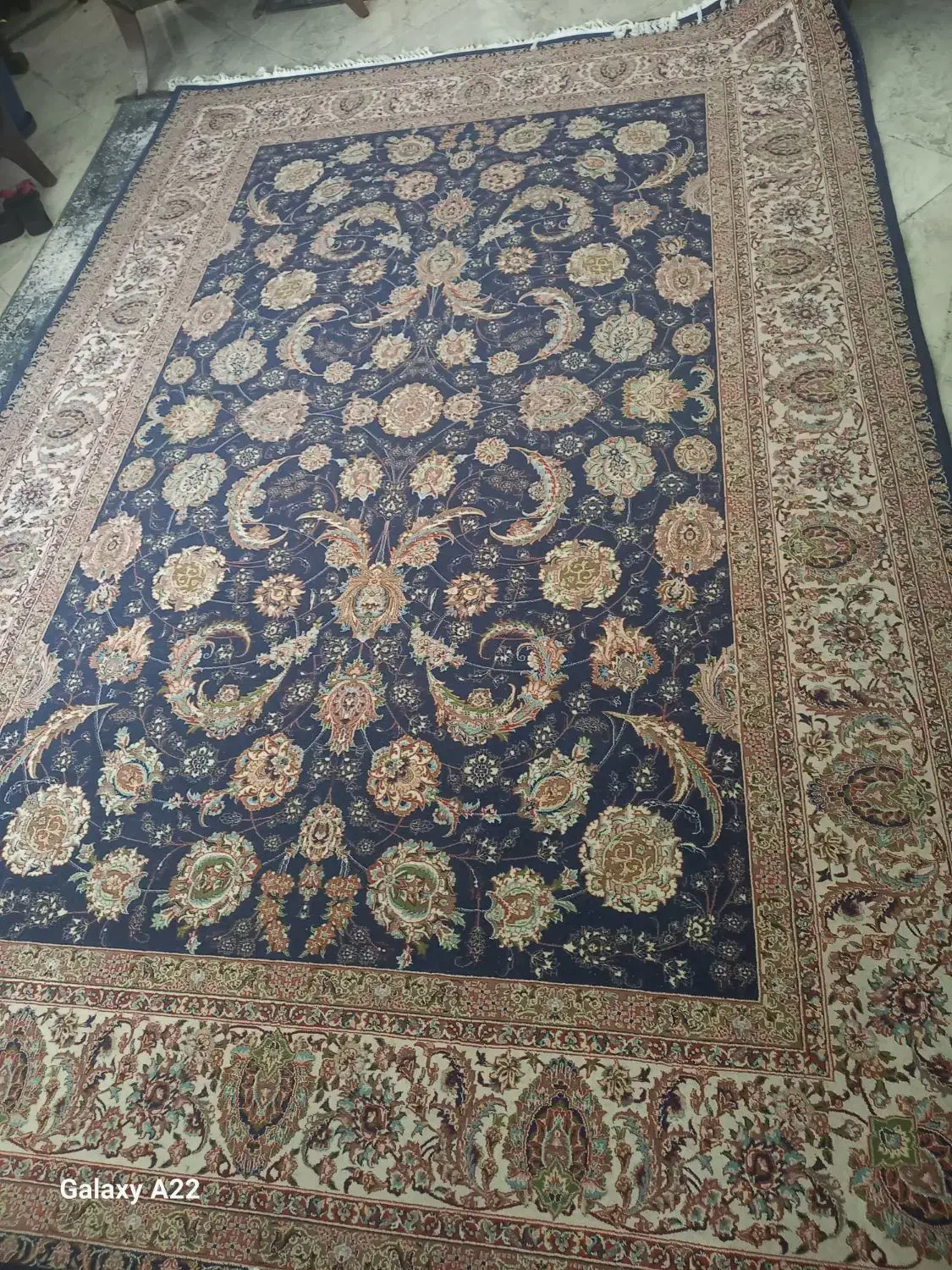 فرش ۶ متری و یک عدد قالیچه ۱/۵ متری|فرش|کیش, |دیوار