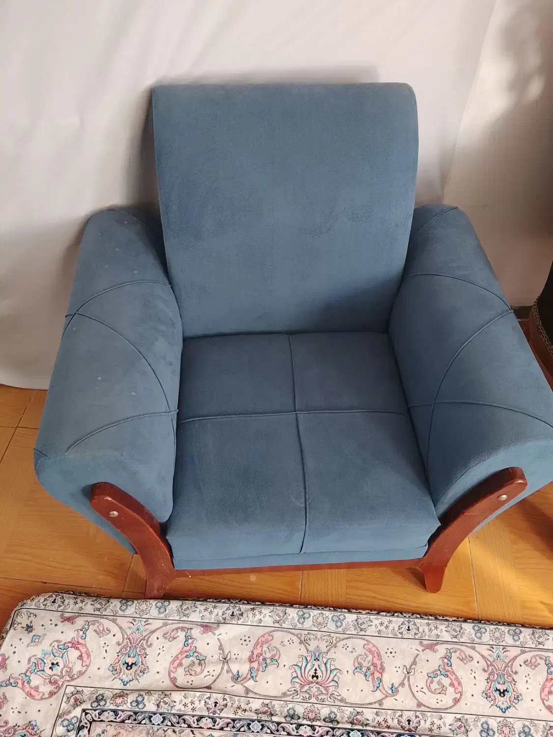 مبل ۷نفره|مبلمان خانگی و میز عسلی|رشت, نخودچر|دیوار