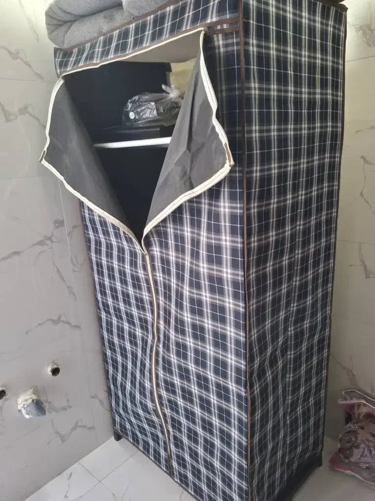 تعدادی وسایل بفروش میرسد|تابلو فرش|گنبد کاووس, |دیوار