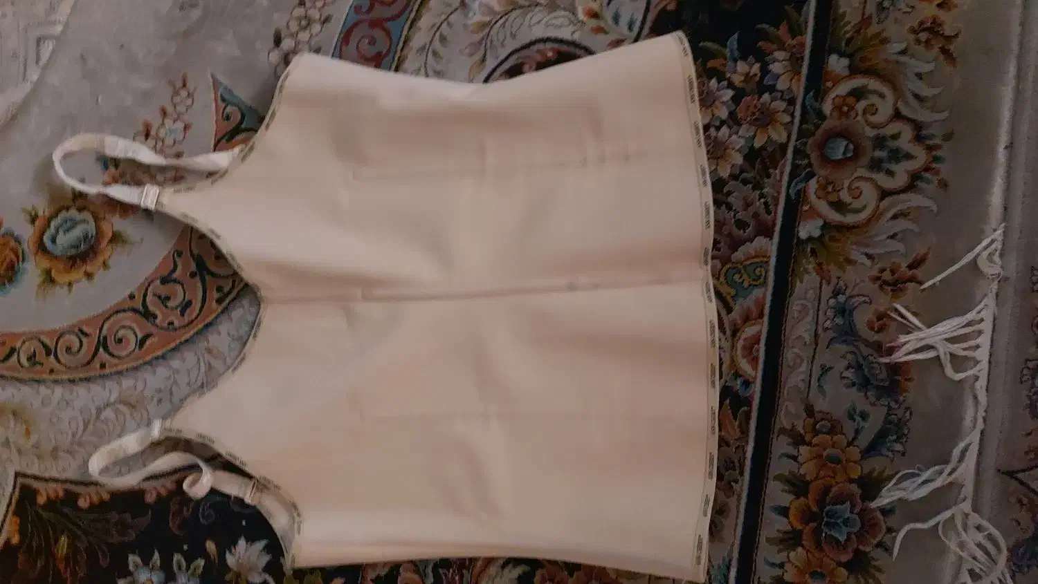 گن ساعت شنی|لباس|اندیشه, اندیشه فاز ۱|دیوار