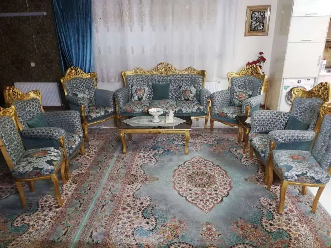 مبل استیل ۹ نفره به همراه میز ناهار خوری|مبلمان خانگی و میز عسلی|اصفهان, محمودیه|دیوار