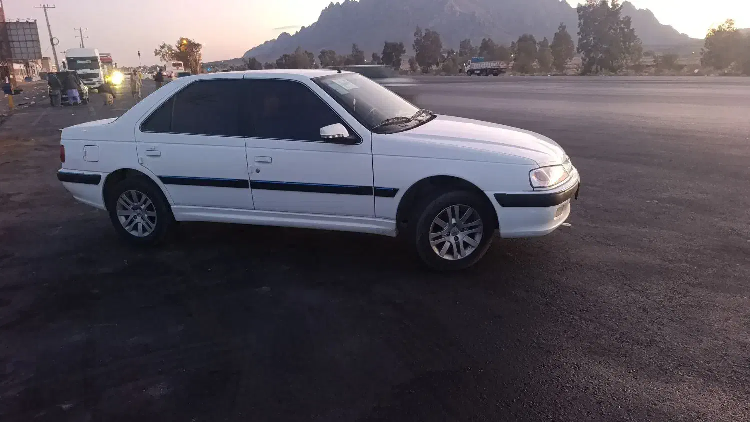 پارس نیمه فول ۱۴۰۱|خودرو سواری و وانت|سراوان, |دیوار