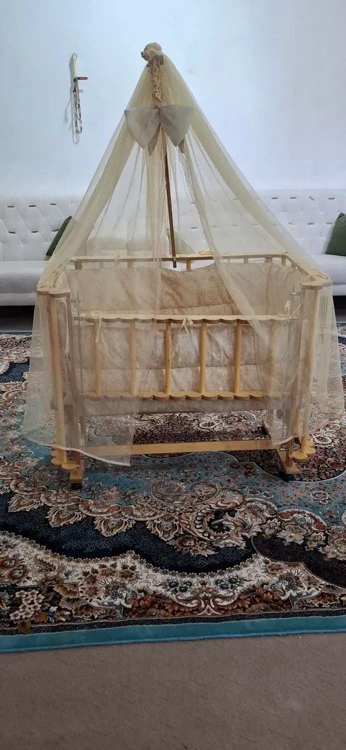 تخت و گهواره کنار مادر 5/500|تخت و صندلی بچه|دزفول, |دیوار