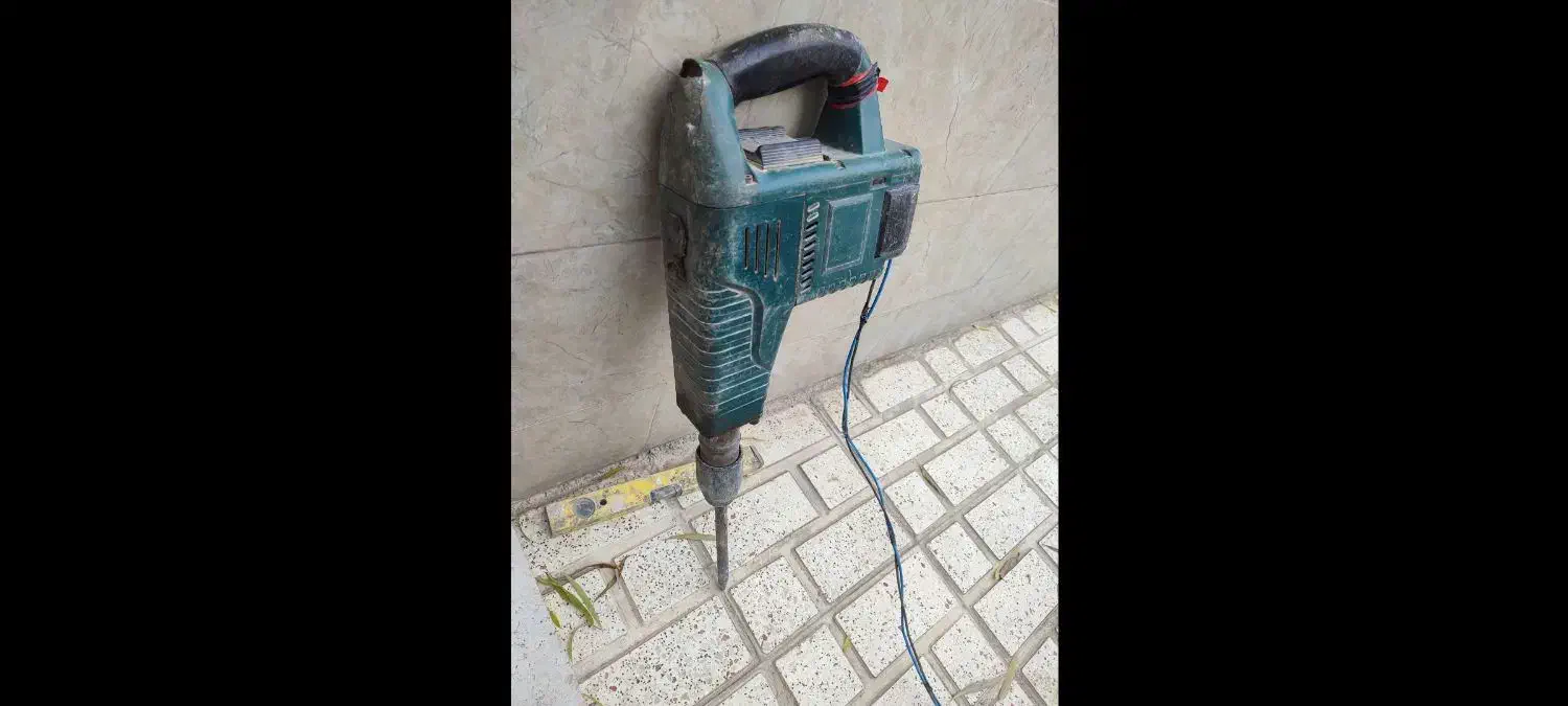 هیلتی ۱۱کیلویی|ابزارآلات|چهارباغ, |دیوار