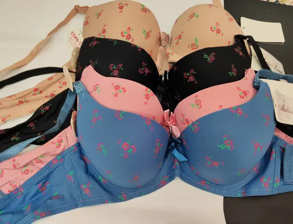 سوتین تک|لباس|سبزوار, کاشفی شمالی (دادگستری)|دیوار