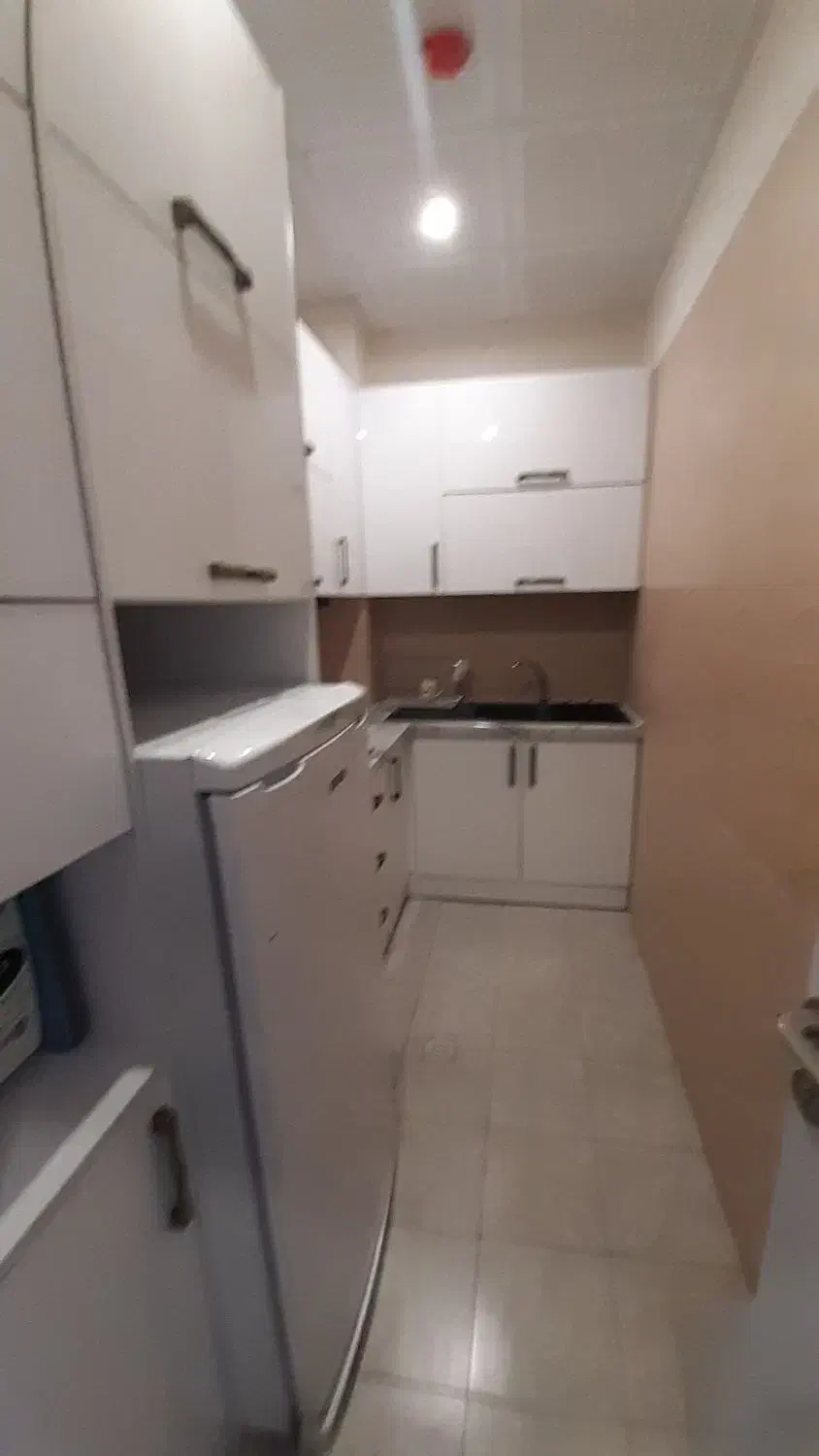 فروش ۵۷ متر سند اداری نوساز اکاداسنتر دریاچه چیتگر|فروش دفتر کار، اتاق اداری، مطب|تهران, دریاچه شهدای خلیج فارس|دیوار