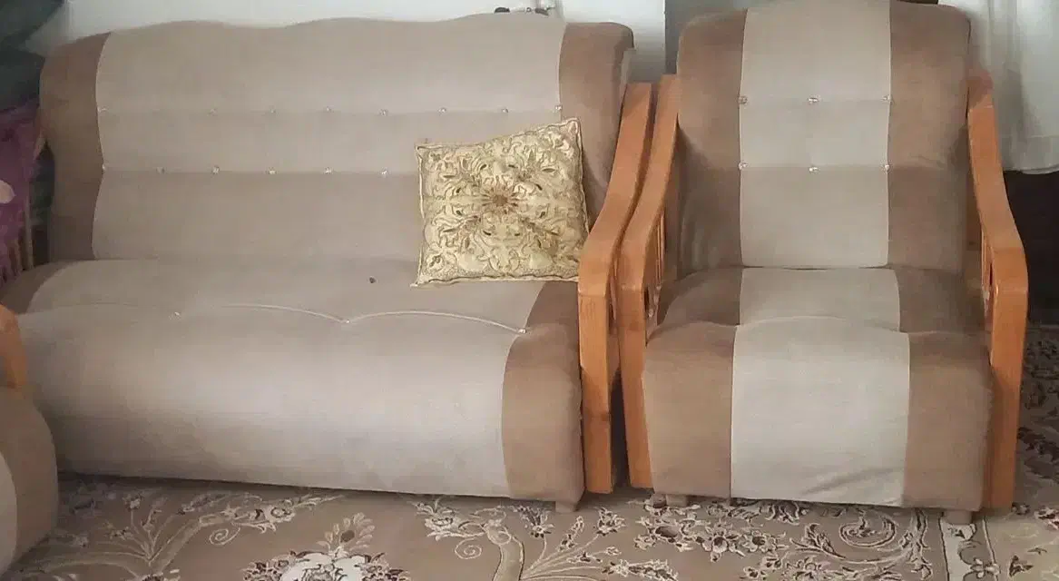 مبل|مبلمان خانگی و میز عسلی|شیروان (خراسان), |دیوار