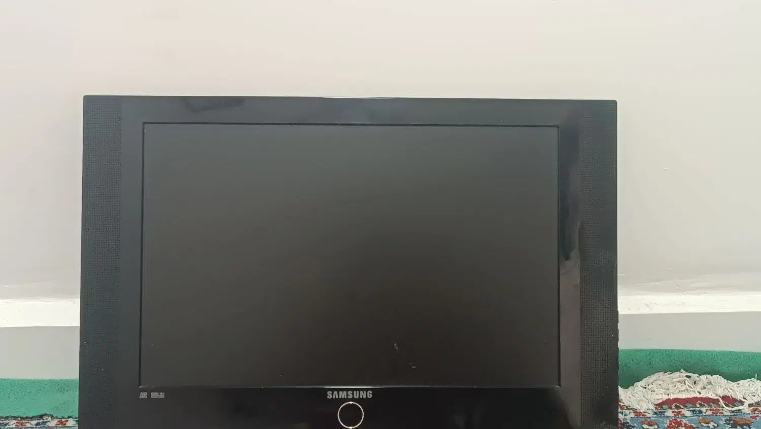 تلویزیون ۳۲ اینچ سامسونگ|تلویزیون و پروژکتور|دزفول, |دیوار