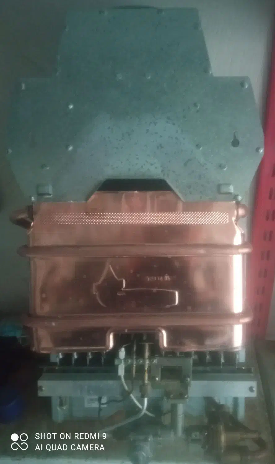 تعمیر و سرویس انواع آبگرمکن دیواری زمینی بخاری|خدمات پیشه و مهارت|قم, نیروگاه|دیوار