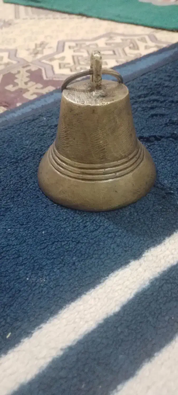 زنگوله|کلکسیون اشیاء عتیقه|شهرکرد, |دیوار