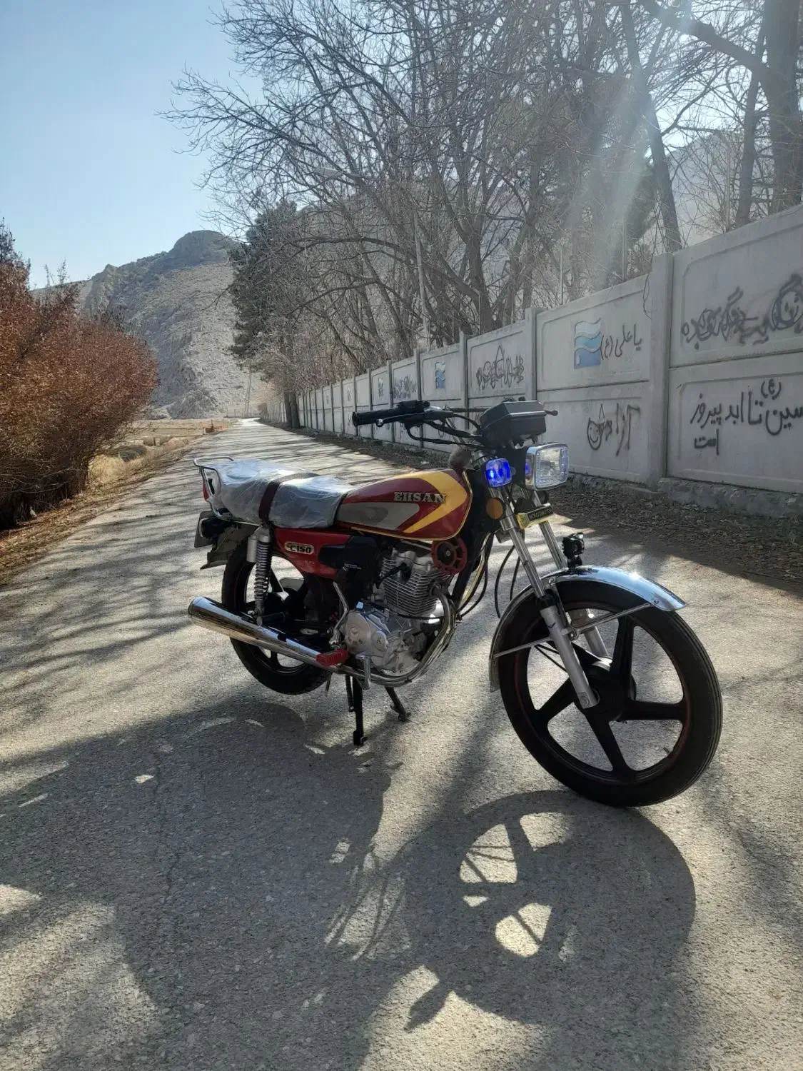 احسان ۱۵۰ 1404|موتورسیکلت|شیراز, دروازه قران|دیوار