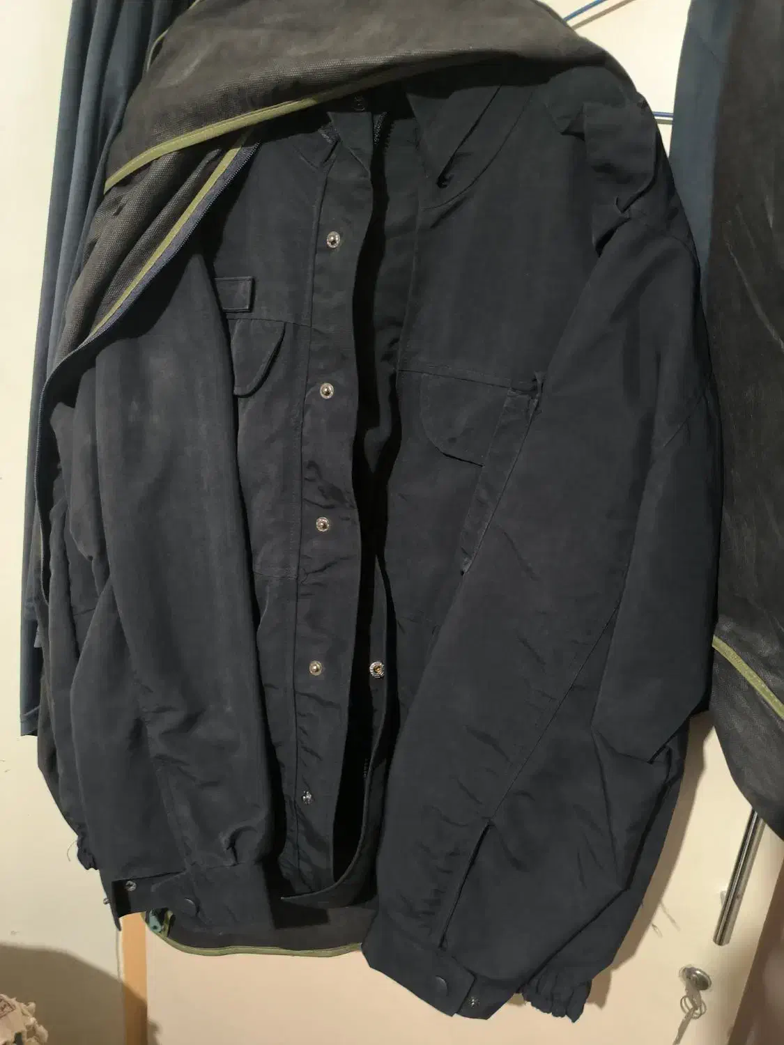 کاپشن پلیسی حراست نگهبانی|لباس|ری, دیلمان|دیوار