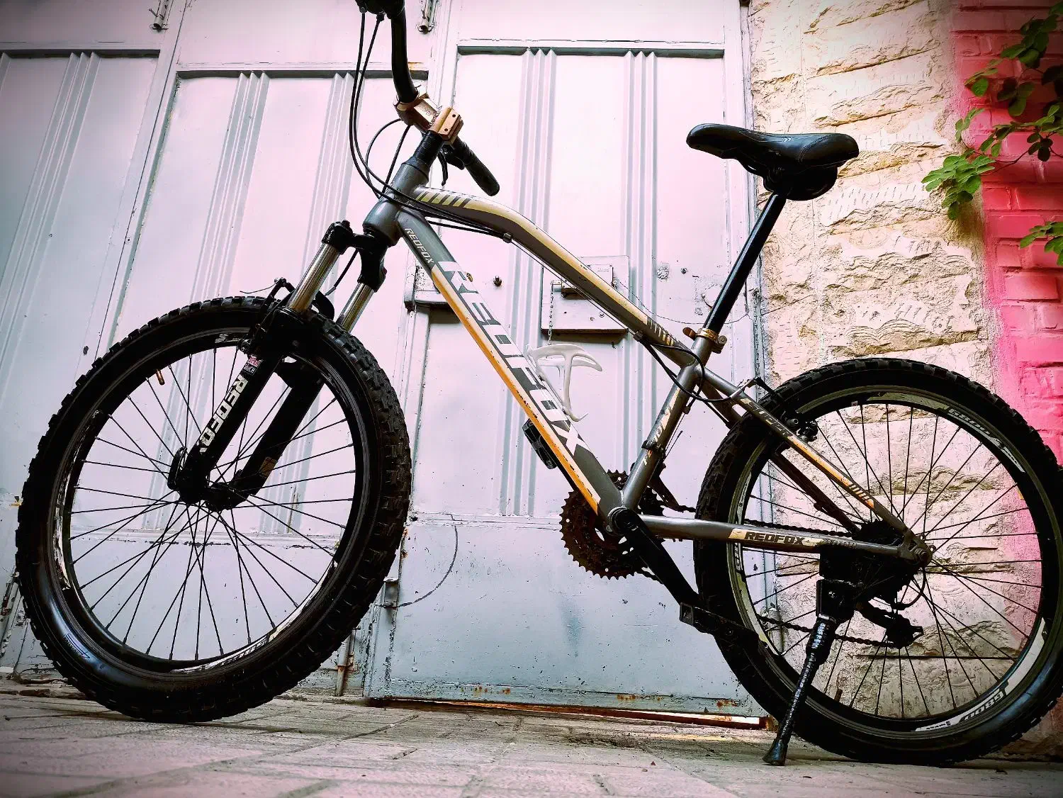 دوچرخه رد فوکس تنه بلند|دوچرخه، اسکیت، اسکوتر|بروجن, |دیوار