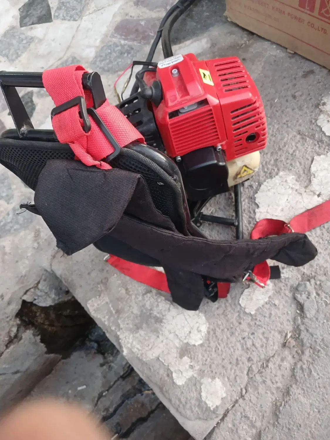 علف زن پشتی KNC|ماشینآلات صنعتی|میانه, |دیوار