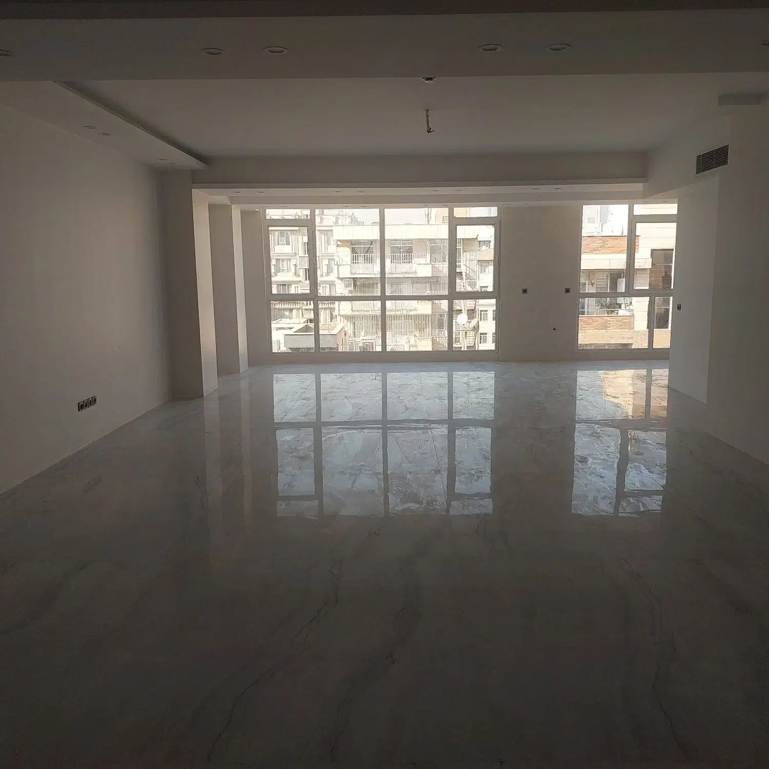 ۱۷۰ متر تک واحدی بدون مشرف|فروش آپارتمان|تهران, بلوار کشاورز|دیوار