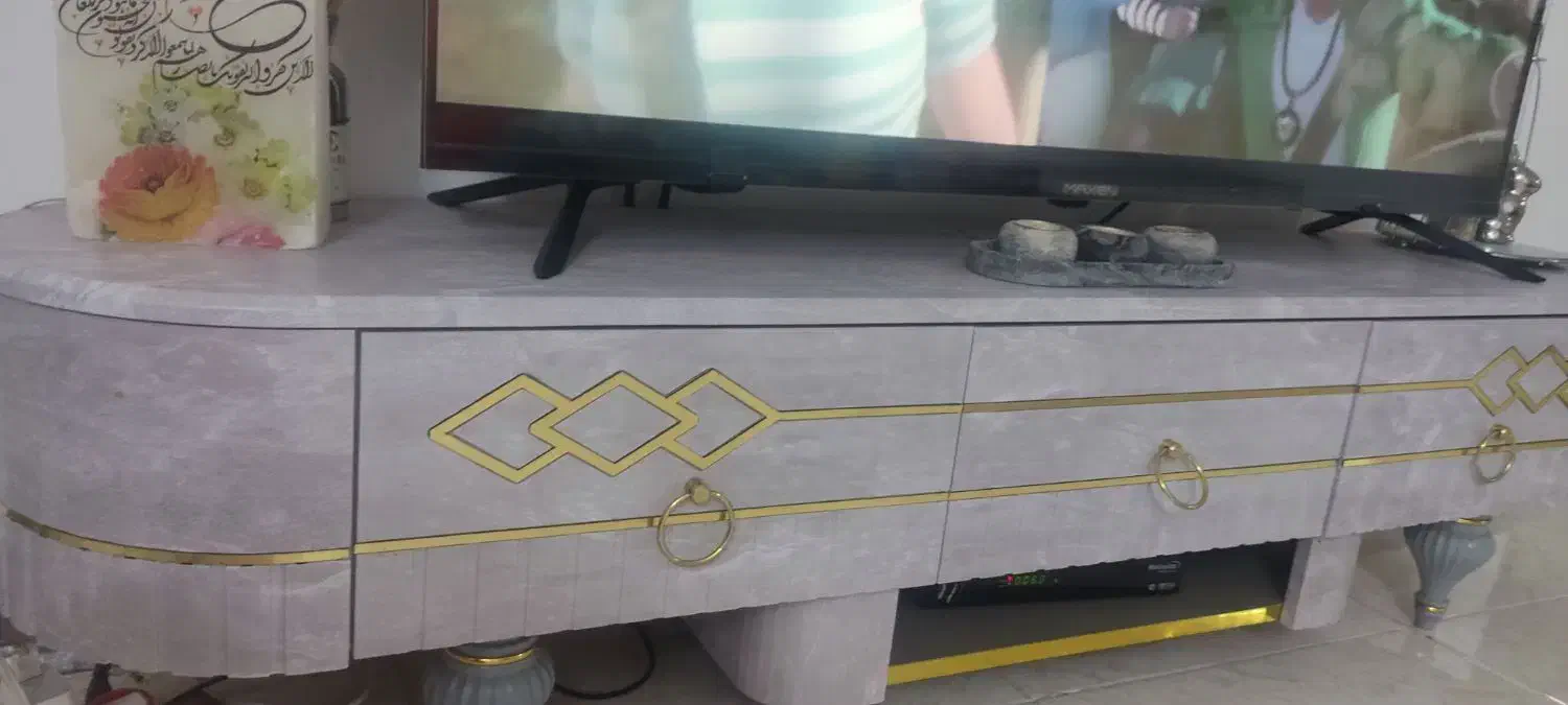 میز ال ای دی|میز تلویزیون|شهرضا, |دیوار