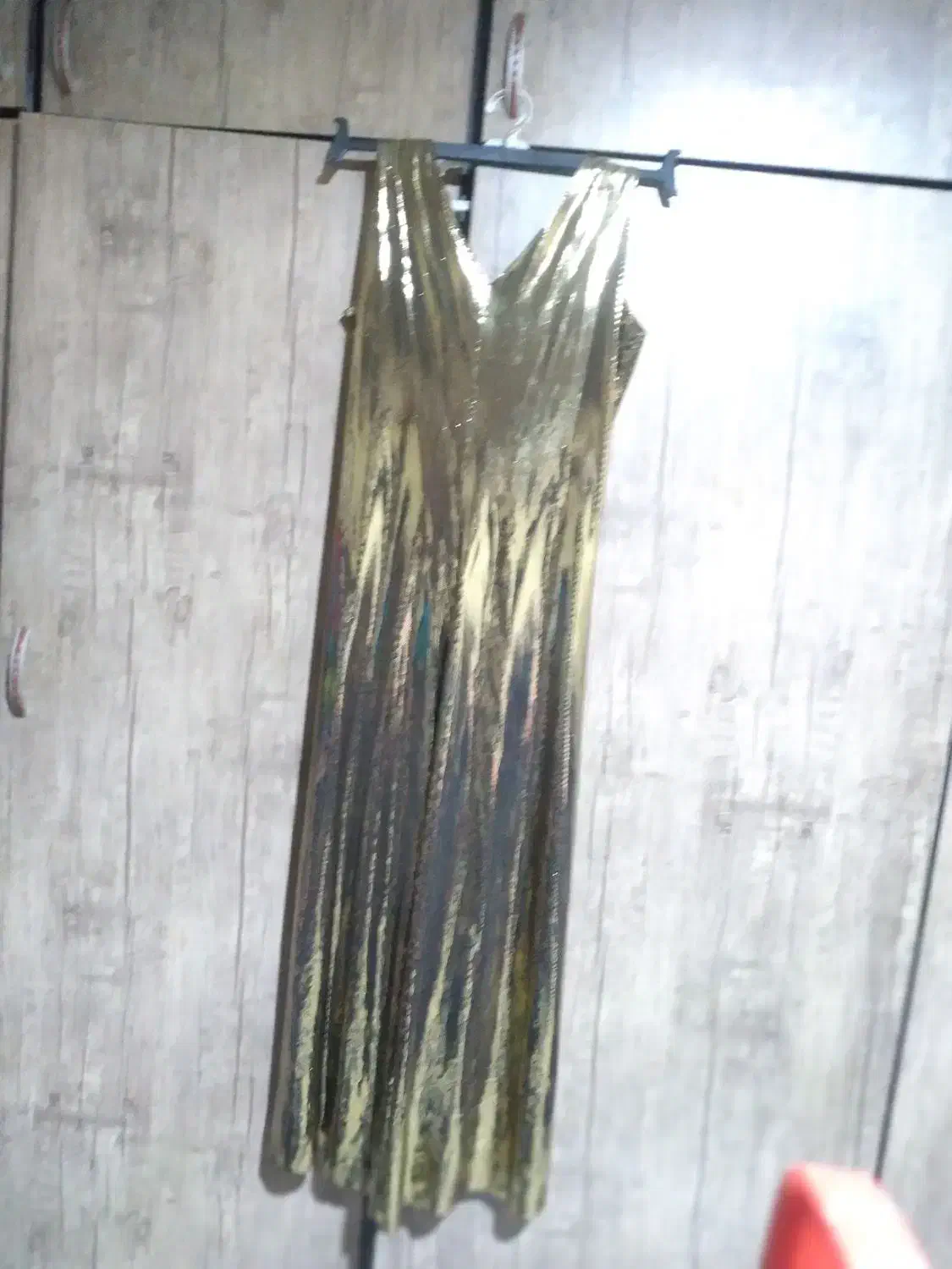 دوهددلباس مجلسی طلایی ومشکی خیلی شبک بفروش میرسد|لباس|شاهینشهر, شهرک گلدیس|دیوار