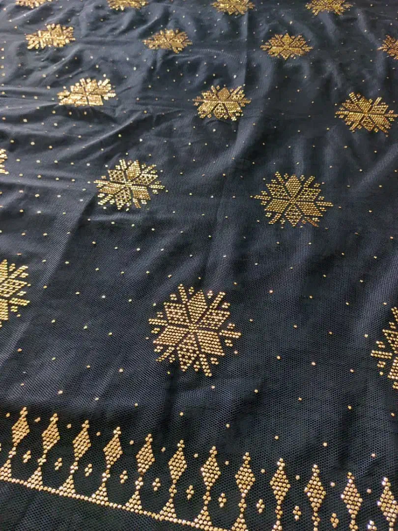 جلبیل خوسی|لباس|بندرلنگه, |دیوار