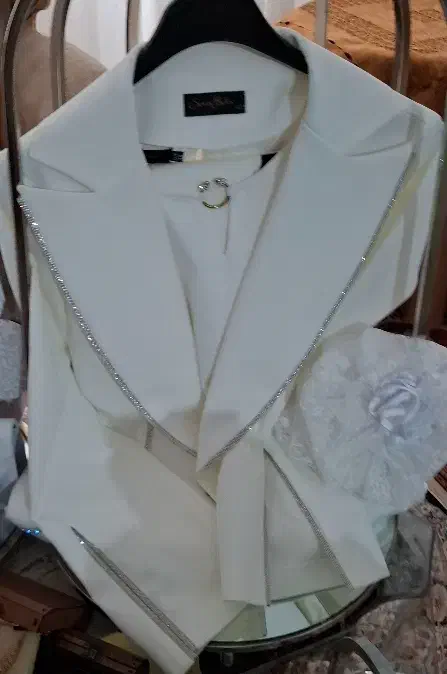 کت و شلوار سفید|لباس|اراک, |دیوار