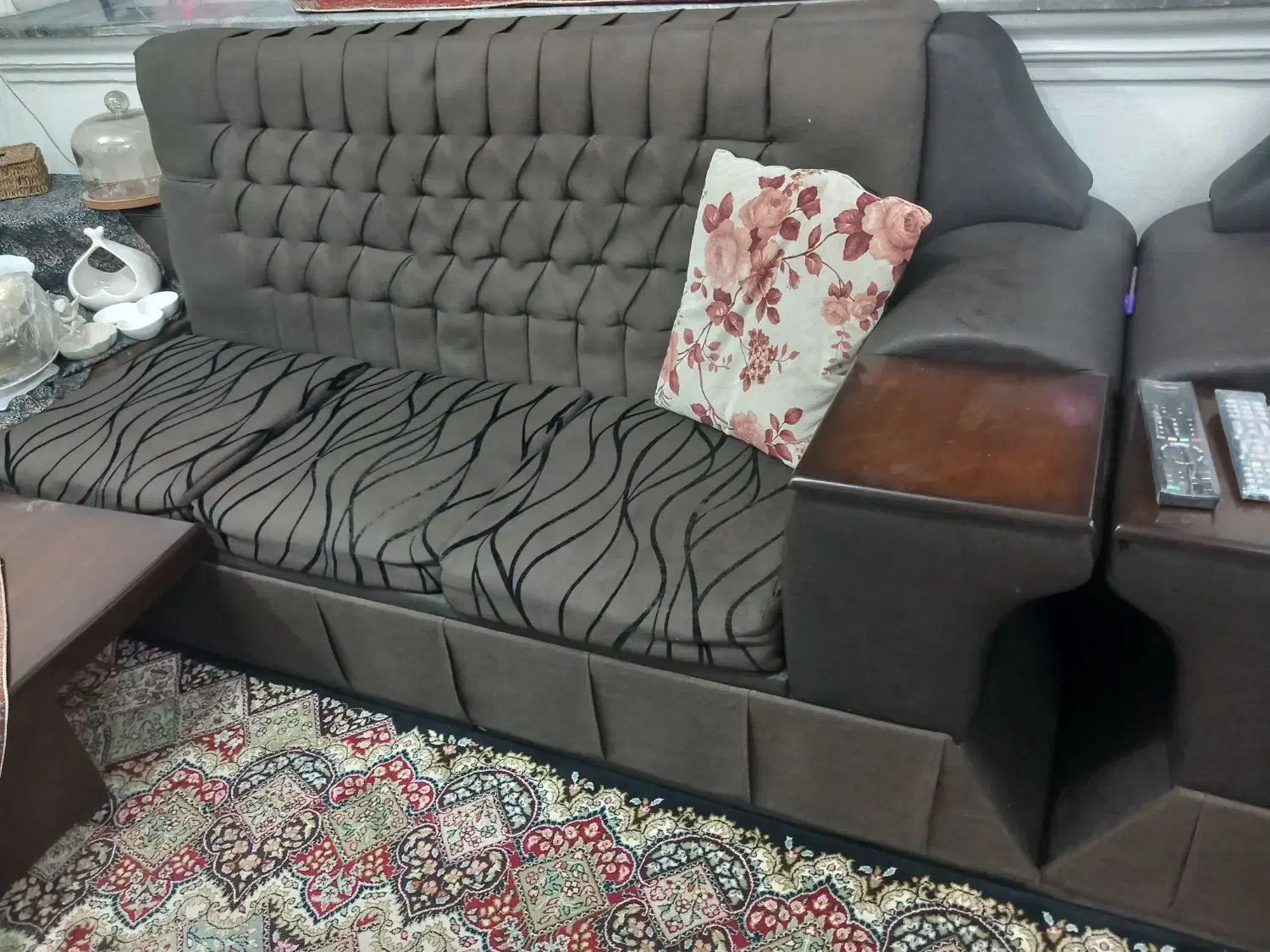 مبل|مبلمان خانگی و میز عسلی|لاهیجان, گلستان|دیوار