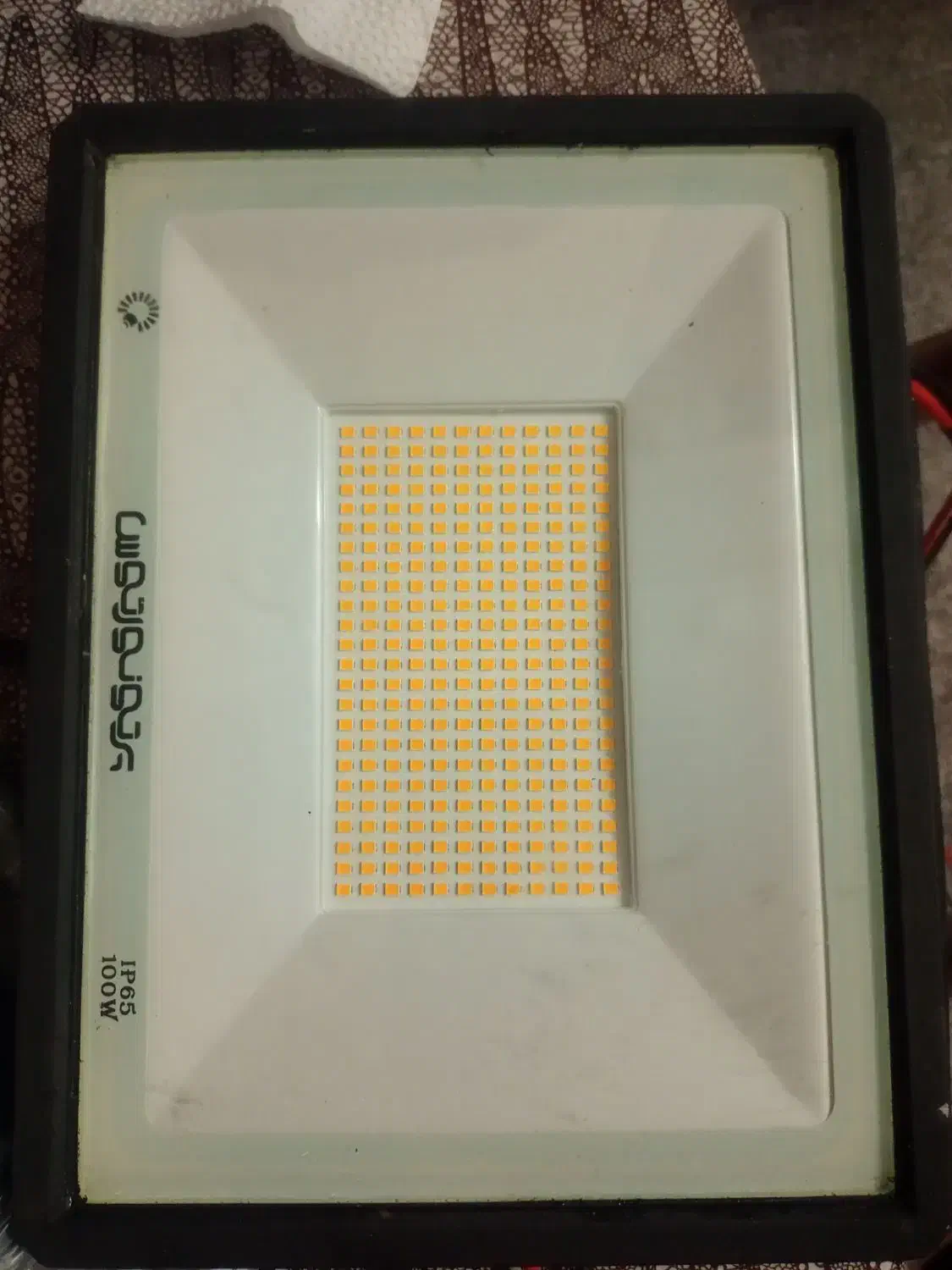 پروژکتور ال ای دی 100 وات|لامپ و چراغ|قم, زنبیل آباد|دیوار