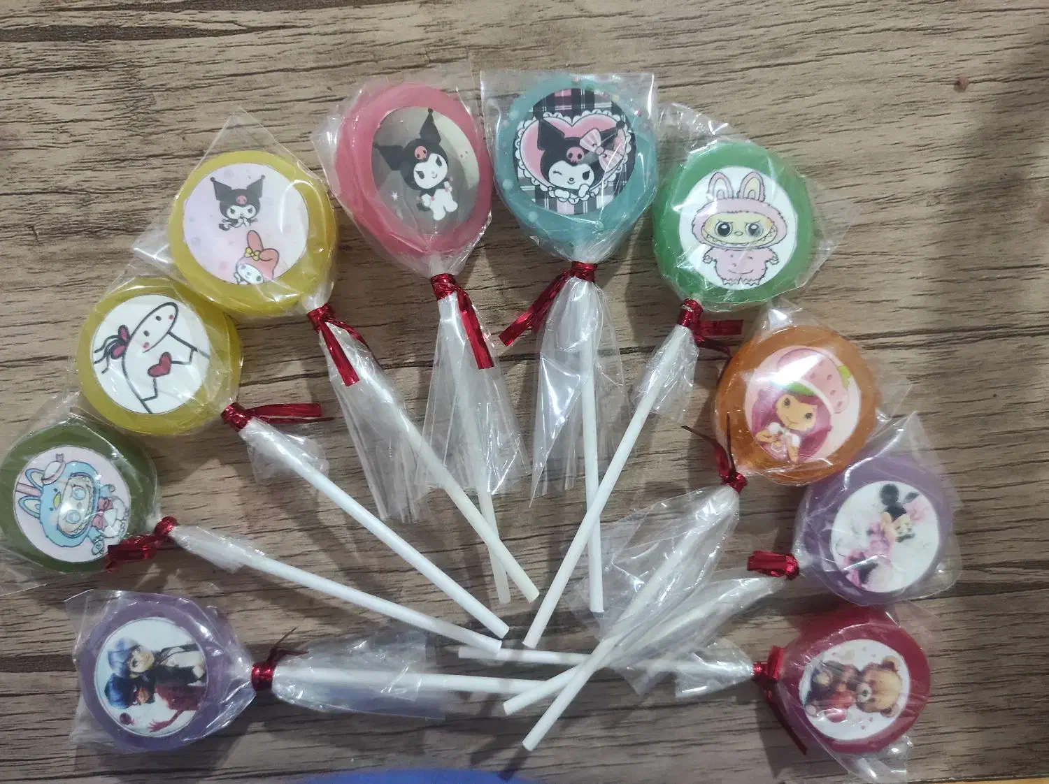 آبنبات|خوردنی و آشامیدنی|اندیکا, |دیوار