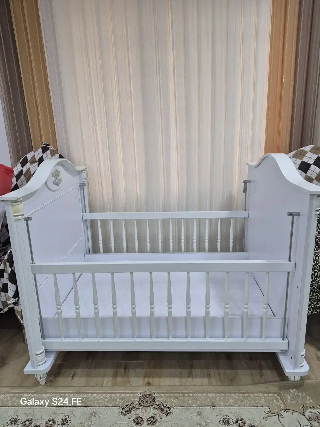 تخت نوزادی همراه با تشک|تخت و صندلی بچه|بندر کنگان, |دیوار