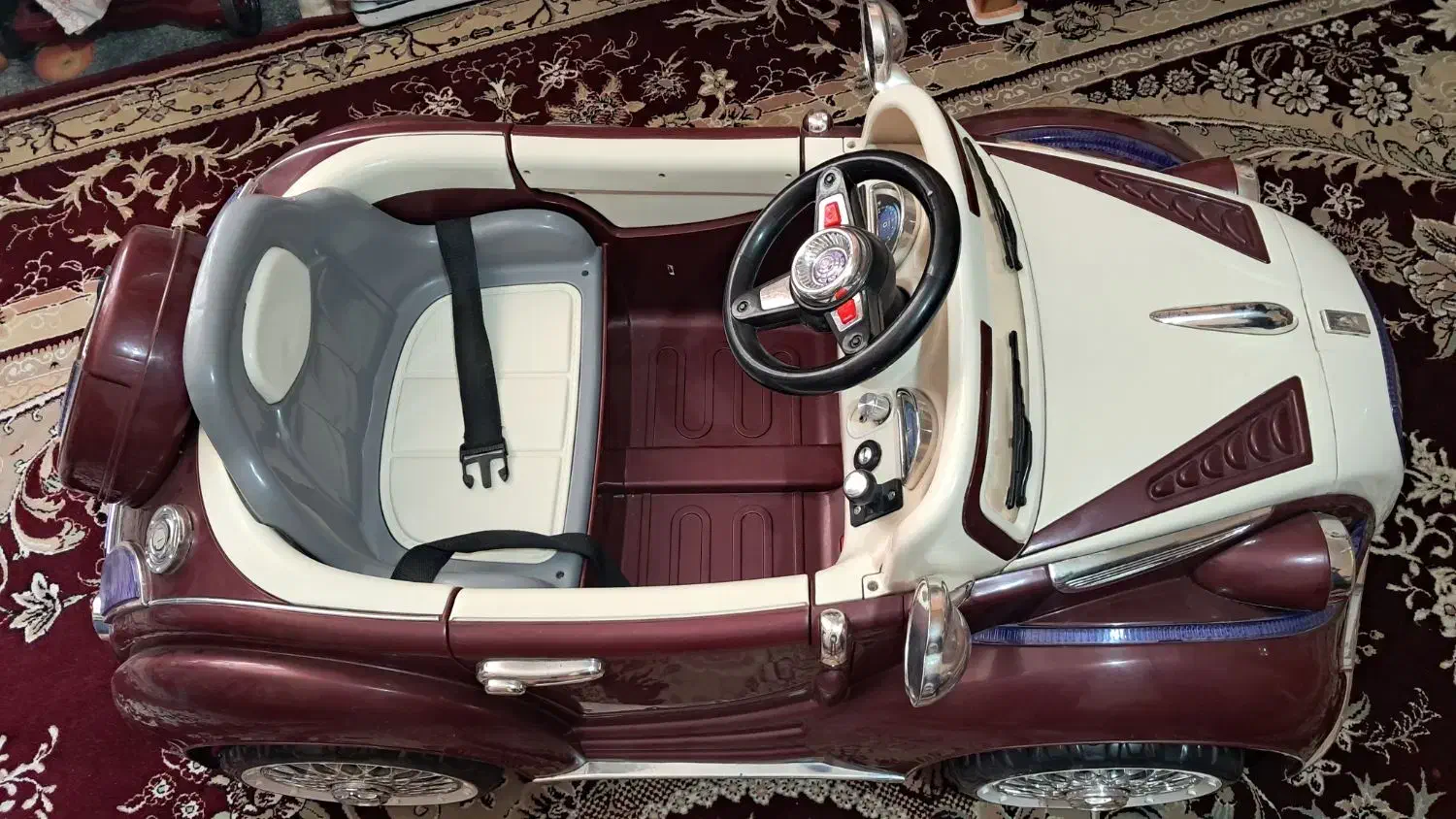 ماشین شارژی کودک|اسباب و اثاث بچه|لنجان, |دیوار