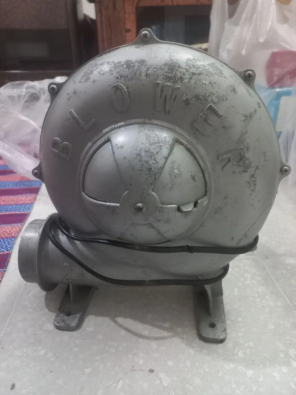 فن حلزونی|پنکه و تصفیه‌کنندهٔ هوا|یزد, |دیوار