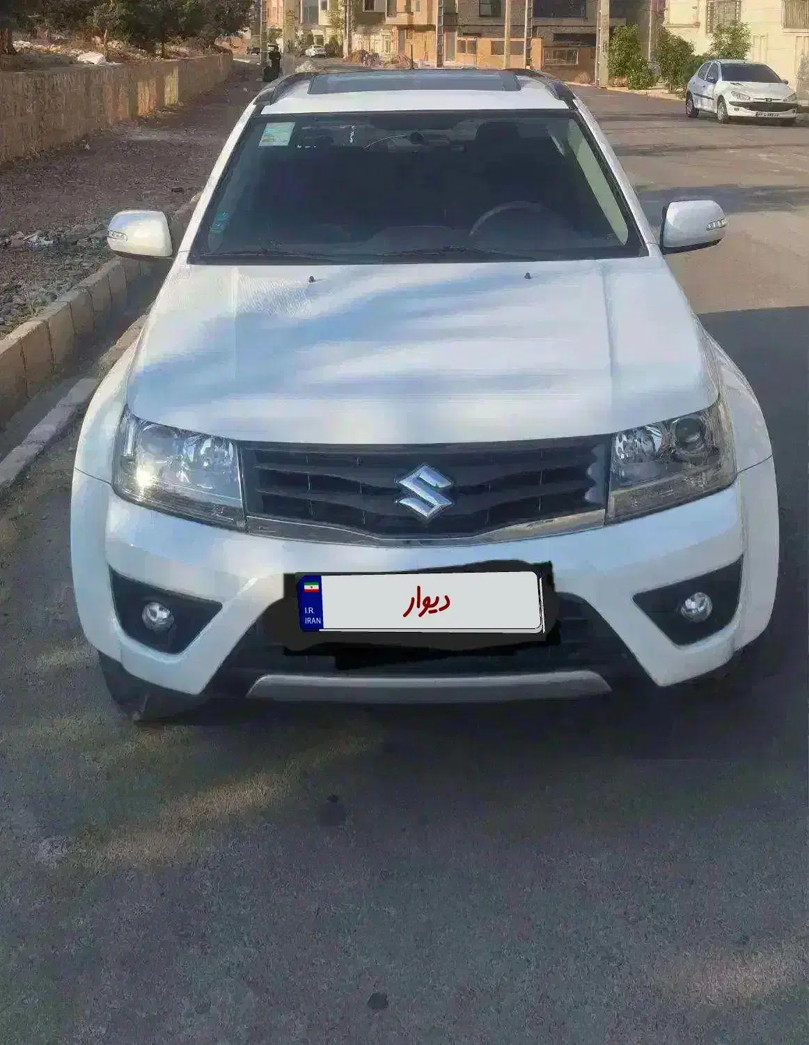 سوزوکی گرند ویتارا ۲۴۰۰ کلاس ۱۰ مدل ۹۷ تک برگ|خودرو سواری و وانت|شیراز, فرهنگ شهر|دیوار