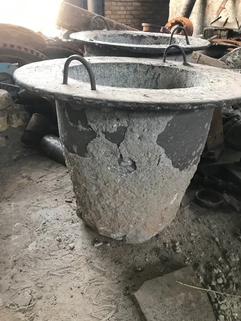 بوته چدنی قالب شمش المینیوم ریخته گری دایکاست|ماشینآلات صنعتی|ایوانکی, |دیوار