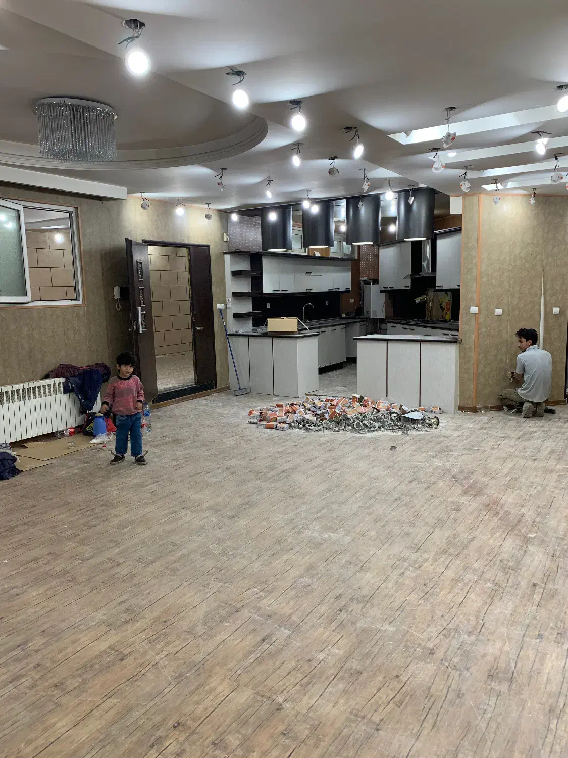 آپارتمان تک واحدی۱۱۴متربنا ۷۰مترحیاط اختصاصی|فروش آپارتمان|مشهد, رضاشهر|دیوار