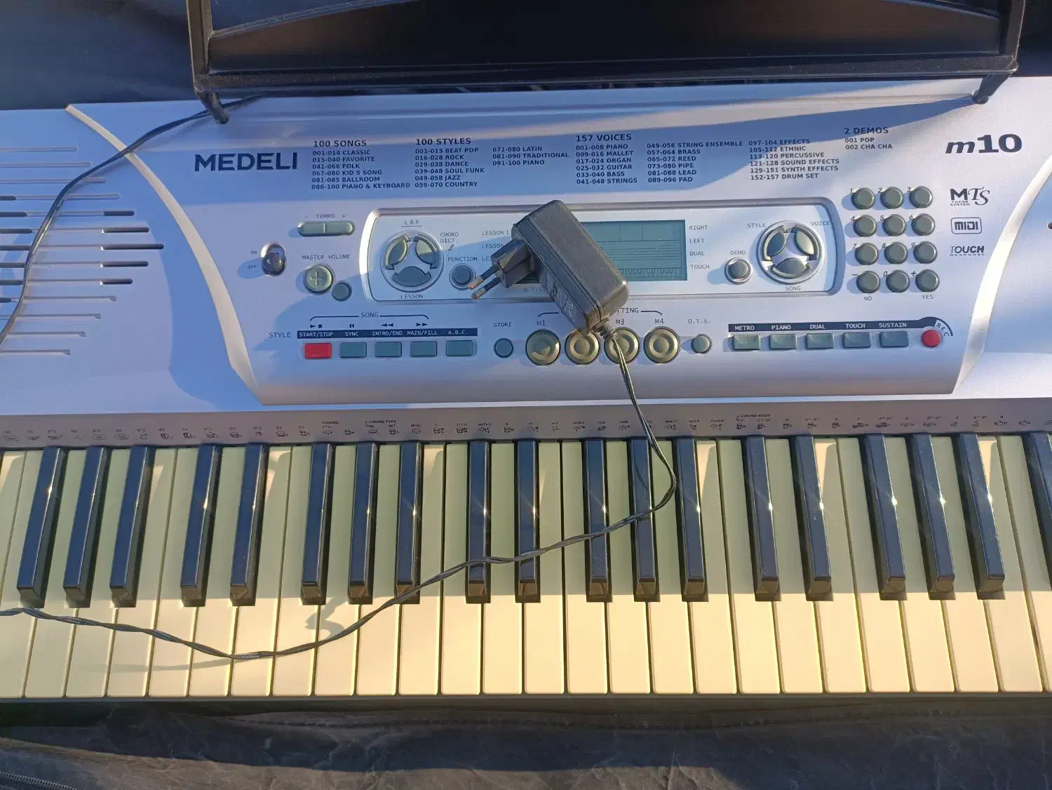 کیبورد مدلی m10|پیانو، کیبورد، آکاردئون|قرچک, زیبا شهر|دیوار